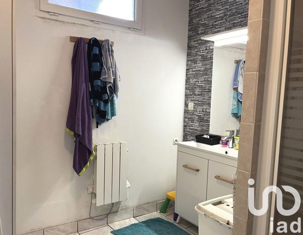 House for sale 4 rooms 98 m² Saint-Martin-la-Pallu