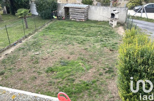 House for sale 4 rooms 98 m² Saint-Martin-la-Pallu