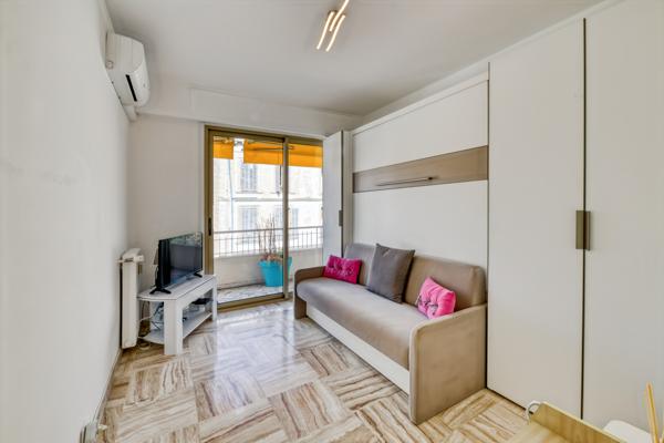 Le Cannet (06110) Bas Cannet – 3 pièces traversant avec ascenseur, deux terrasses, garage et cave