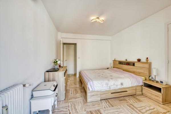 Le Cannet (06110) Bas Cannet – 3 pièces traversant avec ascenseur, deux terrasses, garage et cave