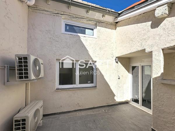 Maison de village T4 rénovée 70 m² – Terrasse tropézienne – Parking