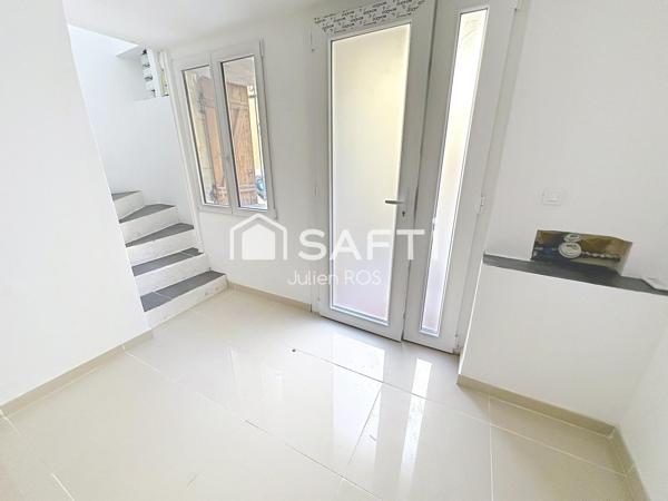 Maison de village T4 rénovée 70 m² – Terrasse tropézienne – Parking