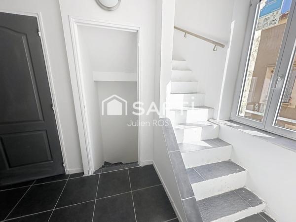 Maison de village T4 rénovée 70 m² – Terrasse tropézienne – Parking