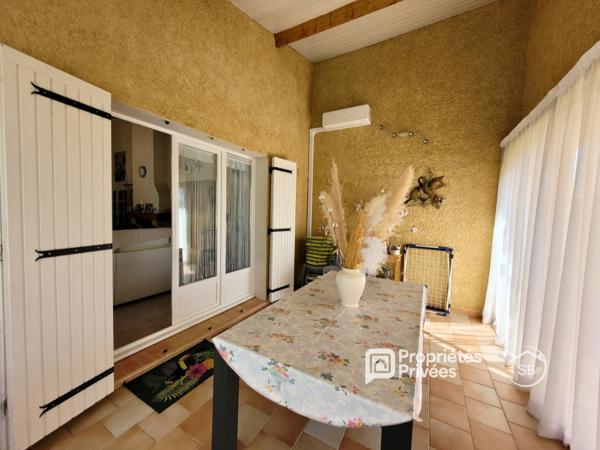 Villa totalement rénovée avec piscine - 3 chambres - Lablachère - 375 000