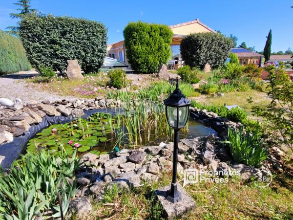 Villa totalement rénovée avec piscine - 3 chambres - Lablachère - 375 000
