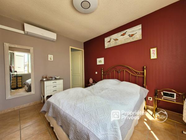 Villa totalement rénovée avec piscine - 3 chambres - Lablachère - 375 000