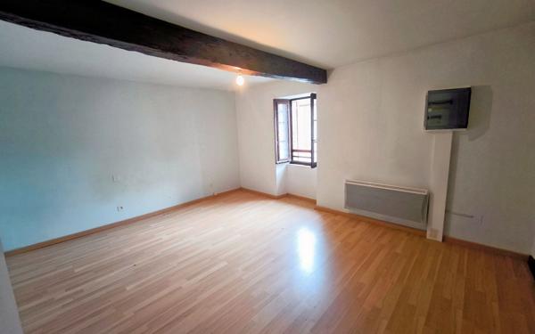 Maison à vendre    4 pièces •  Beaumarchés