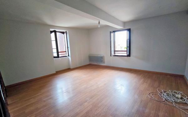 Maison à vendre    4 pièces •  Beaumarchés