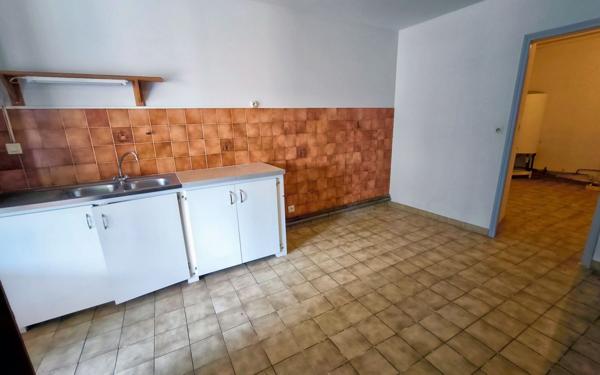 Maison à vendre    4 pièces •  Beaumarchés