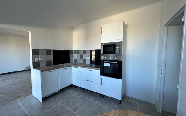 Maison à vendre    5 pièces • 120 m2 Dions