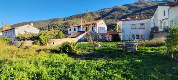 Terrain constructible 340m² hors lotissement