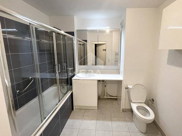 Grand F2 récent, proche RER E Pontault-Combault