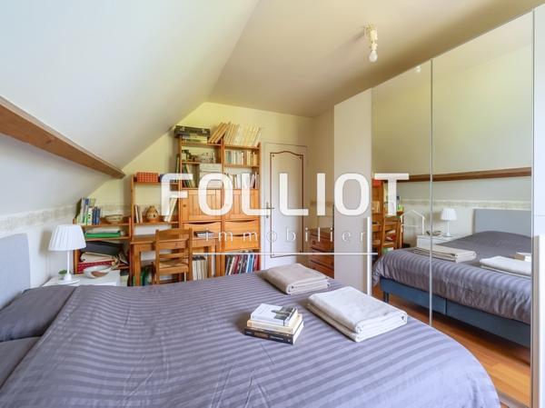 MAISON FAMILIALE 150 M² HABITABLES + VÉRANDA TERRAIN 1 800 M² VIENNE-EN-BESSIN