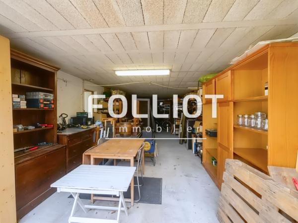 MAISON FAMILIALE 150 M² HABITABLES + VÉRANDA TERRAIN 1 800 M² VIENNE-EN-BESSIN