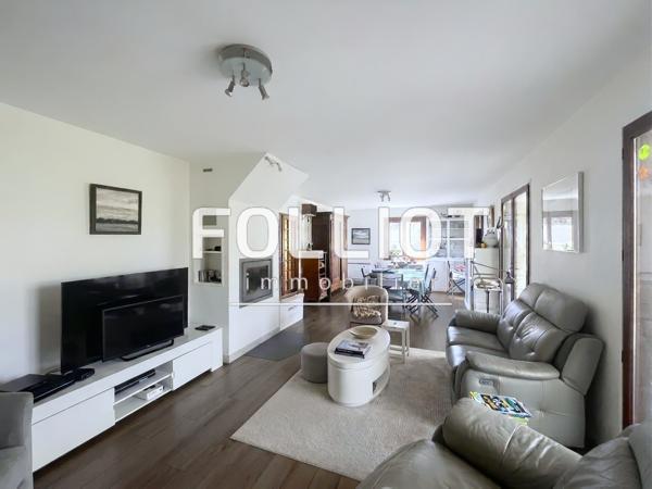 MAISON FAMILIALE 150 M² HABITABLES + VÉRANDA TERRAIN 1 800 M² VIENNE-EN-BESSIN