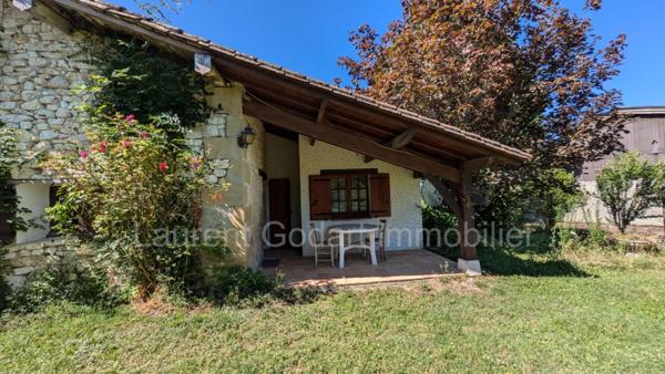 Propriété avec lac et Gites entre Bergerac et Villeneuve sur lot