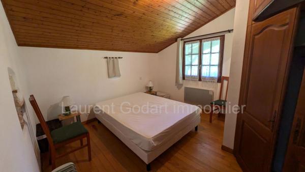 Propriété avec lac et Gites entre Bergerac et Villeneuve sur lot