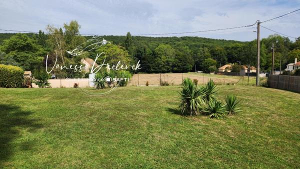 Terrain à bâtir environ 900m²– Environnement privilégié