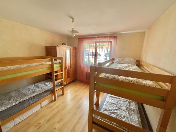 Maison de plain-pied 121m2, 3 chambres, 1 mezzanine, 1 garage proche du centre de Mouilleron