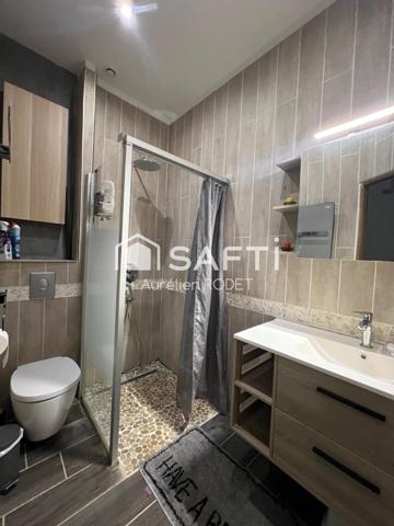 Maison rénovée, 5 chambres centre ville.