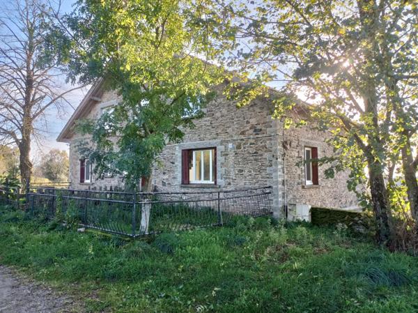 Grande maison familiale composée de 2 logements
