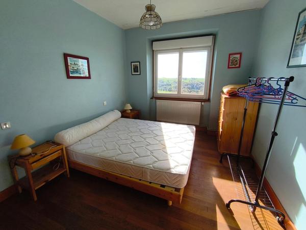 Grande maison familiale composée de 2 logements