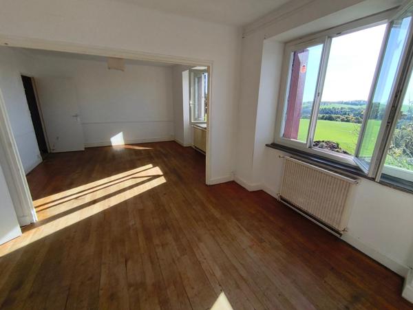 Grande maison familiale composée de 2 logements