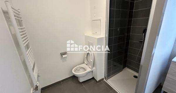 Location Appartement 2 pièces 40 m² - Châtenay-malabry 92290