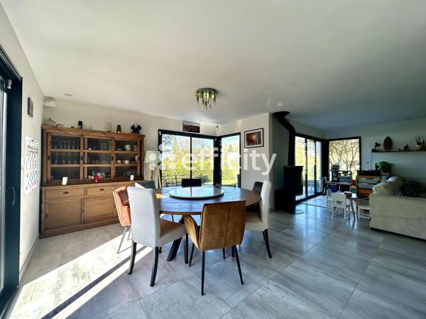 Maison 7 pièces - 206 m² Bien prestige