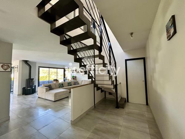 Maison 7 pièces - 206 m² Bien prestige