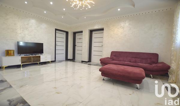 Maison à vendre 7 pièces 160 m² Sainte-Marie-aux-Chênes