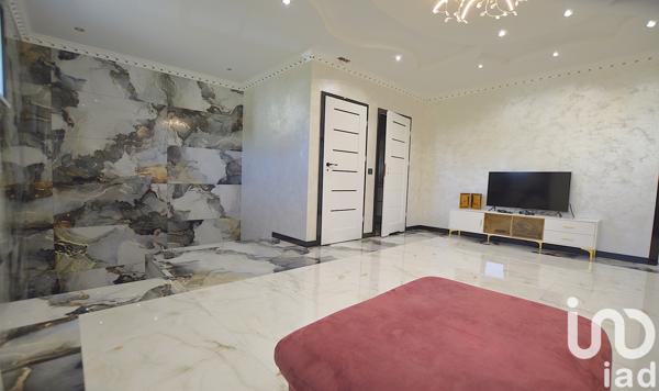 Maison à vendre 7 pièces 160 m² Sainte-Marie-aux-Chênes