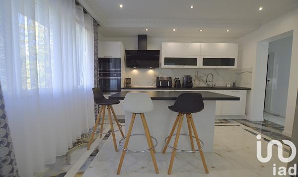 Maison à vendre 7 pièces 160 m² Sainte-Marie-aux-Chênes