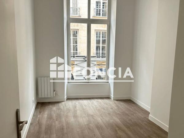 Location Appartement 3 pièces 60.83 m² - 17 RUE MONTORGUEIL Paris 75001