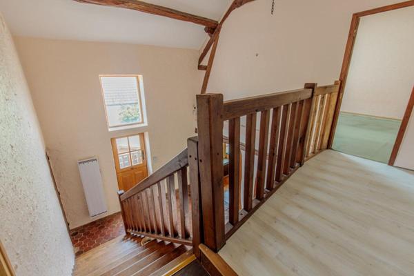 Maison de caractère en pierre à Oinville-sur-Montcient