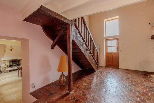 Maison de caractère en pierre à Oinville-sur-Montcient