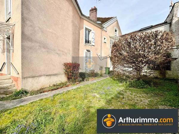 Vente                                                      Local commercial
                        
                                         65 m2                     à Coulommiers