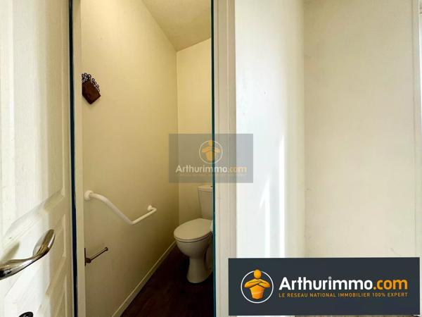 Vente                                                      Local commercial
                        
                                         65 m2                     à Coulommiers