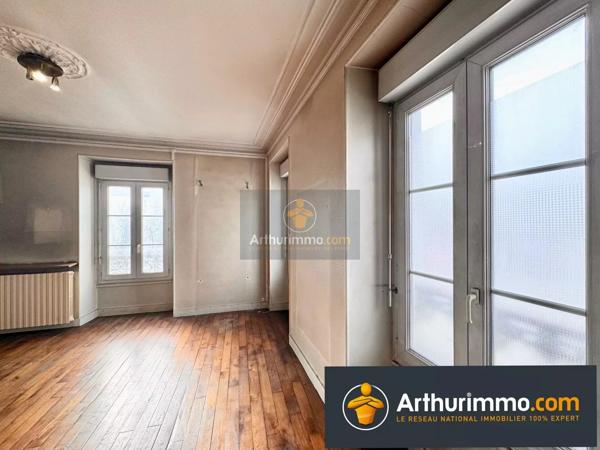 Vente                                                      Local commercial
                        
                                         65 m2                     à Coulommiers
