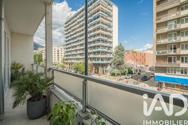 Appartement à vendre 4 pièces 83 m² Grenoble