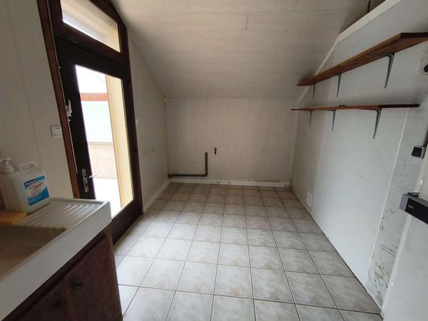 Charmante maison en pierre et ardoise rénovée, 4 chambres, garage, grange – Proche de Seilhac