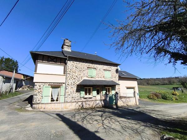 Charmante maison en pierre et ardoise rénovée, 4 chambres, garage, grange – Proche de Seilhac