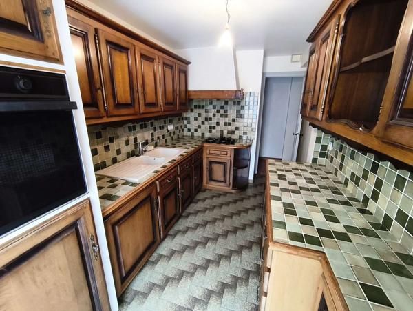 Charmante maison en pierre et ardoise rénovée, 4 chambres, garage, grange – Proche de Seilhac
