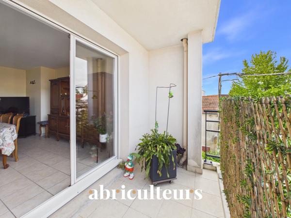 Appartement lumineux avec balcon en vente proche du bourg de Saint Sébastien /Loire, (44230)