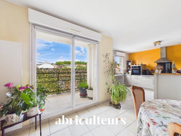 Appartement lumineux avec balcon en vente proche du bourg de Saint Sébastien /Loire, (44230)