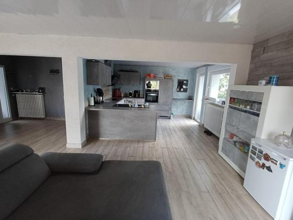 Magnifique maison de plein pied en lisière de foret!