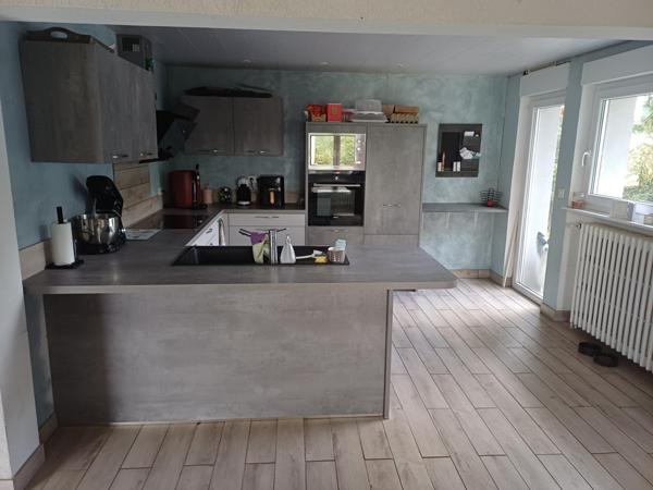 Magnifique maison de plein pied en lisière de foret!