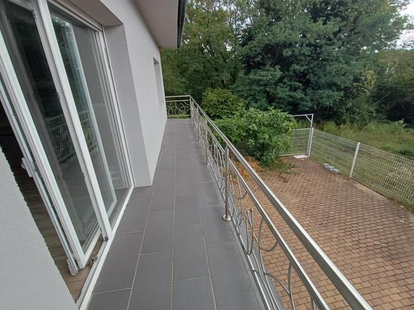 Magnifique maison de plein pied en lisière de foret!