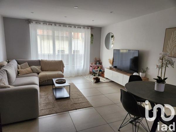 Appartement 3 pièces de 74 m² à Belley (01300)