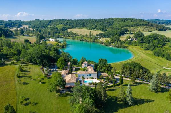 Vente propriété 364 m² 11 Pièces Montcuq